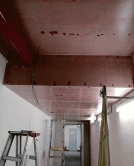 Decke mit Microboard